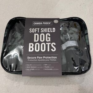Canada Pooch Waterproof Dog Rain Boots Size 1